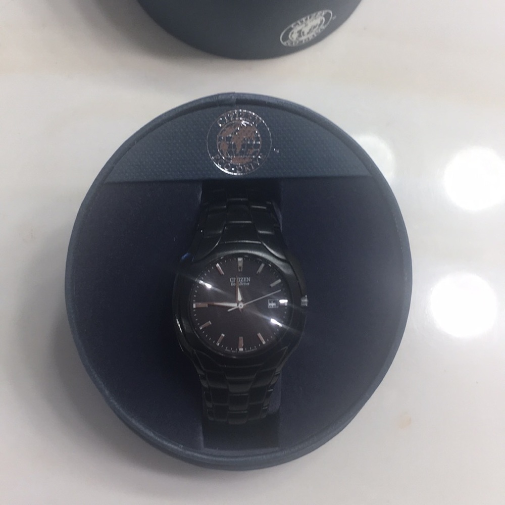 Male Black Citizen watch